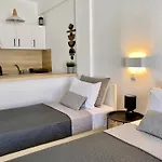 アパートホテル Thalassa Garden 3*