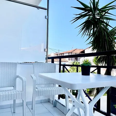 Thalassa Garden Aparthotel 3*